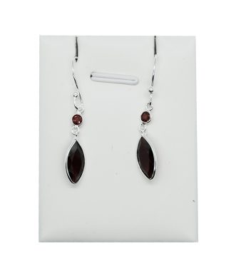 Silver Earring MRQ Garnet