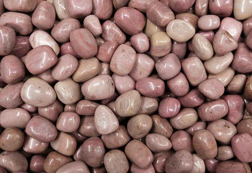 Tumblestone Thulite