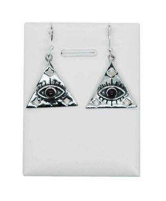 Silver Earring Eye Garnet