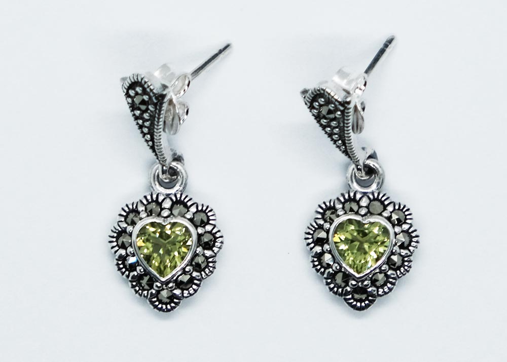 Silver Earring Peridot Heart