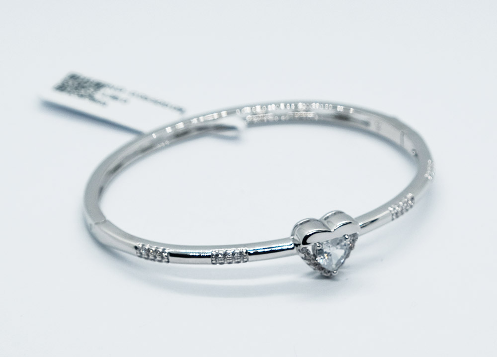 Fashion Bangle Heart
