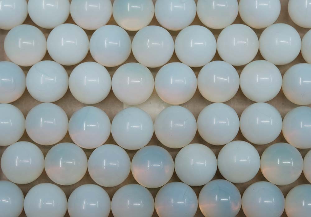 Sphere Opalite 30mm (1pc)
