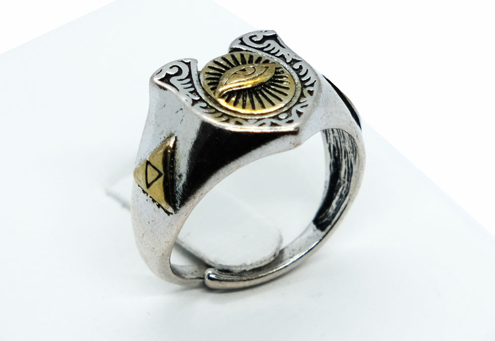 Ring Eye Signet Adjustable