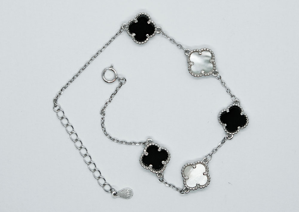 Silver Bracelet Four Clover