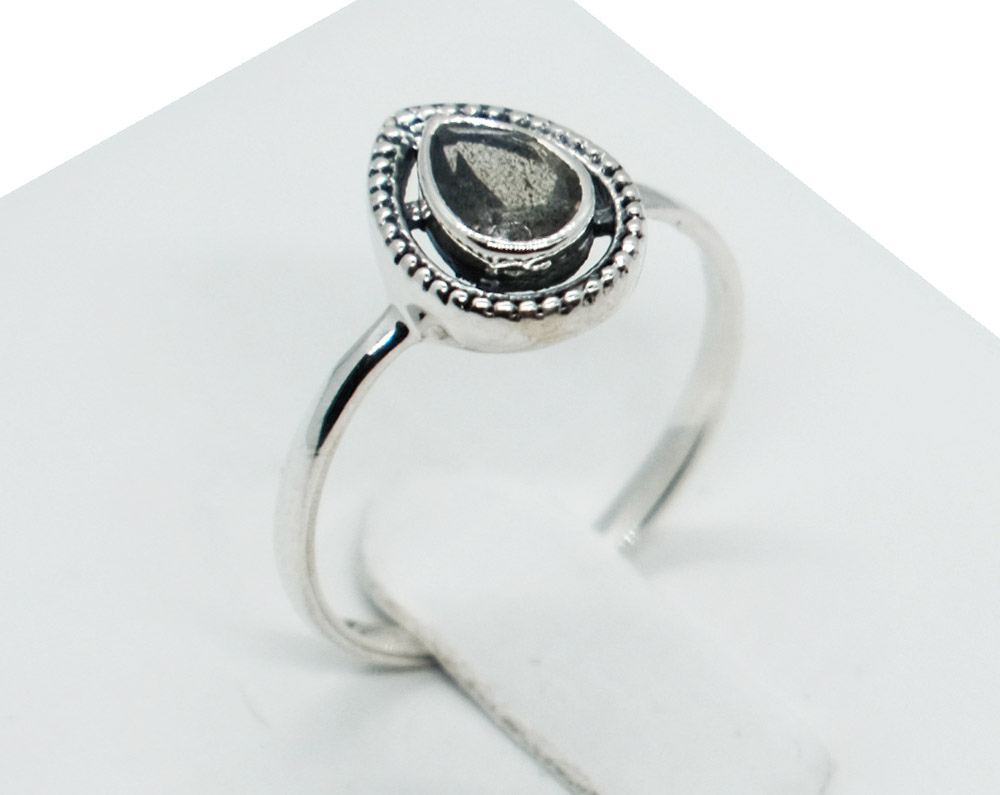 Silver Plated Ring Peardrop Labra