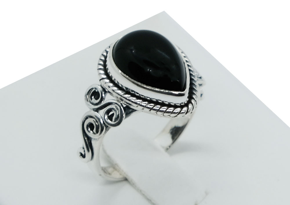 Silver Plated Ring Teardrop Onyx