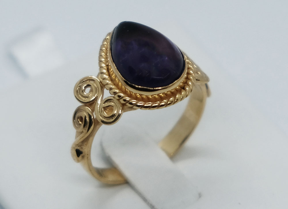 Gold PL Ring Teardrop Amethyst