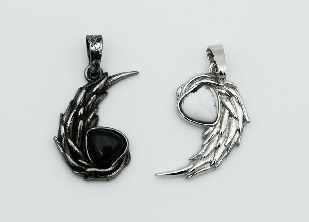 Pendant Pair Wing Obsidian Howlite
