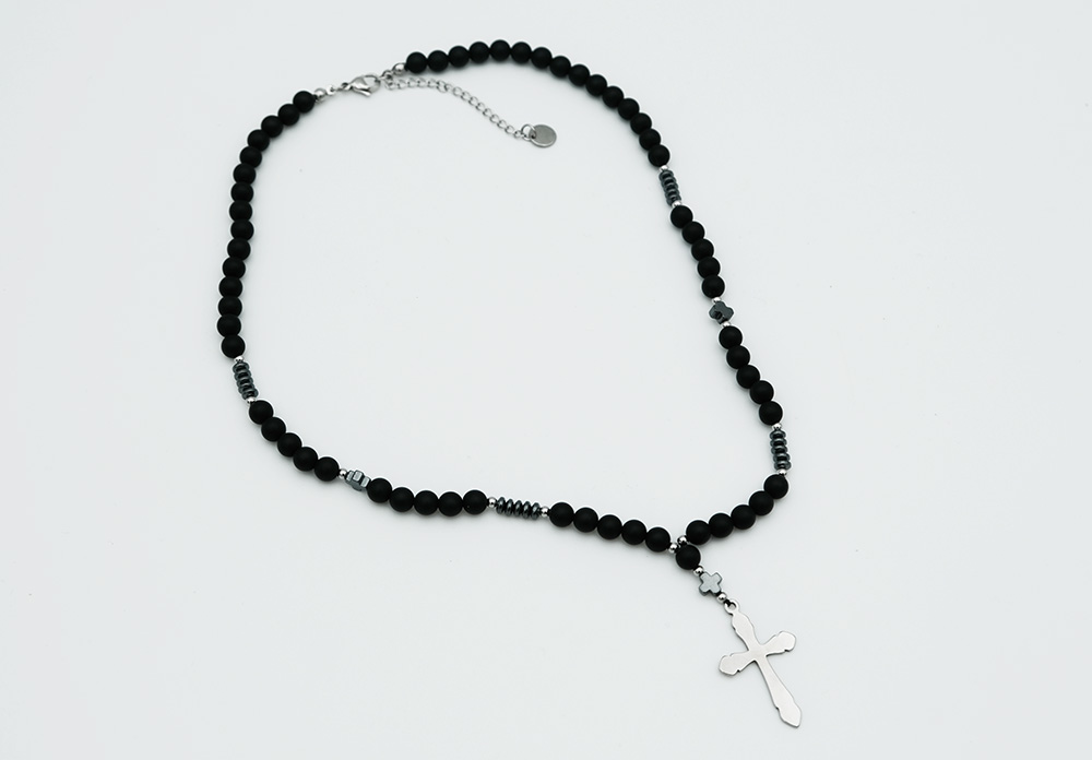 Necklace Onyx With Cross